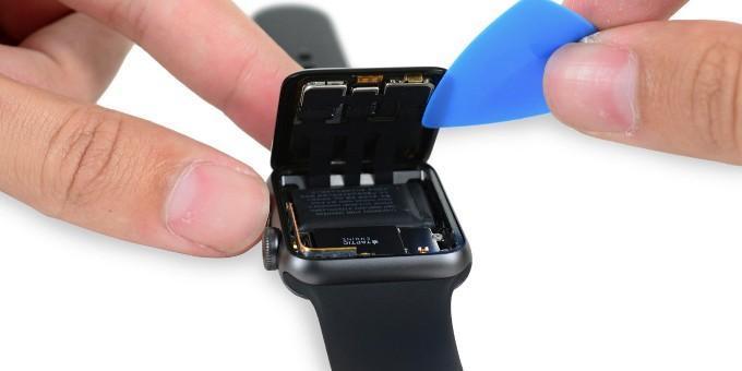 Apple Watch Series 2 teardown