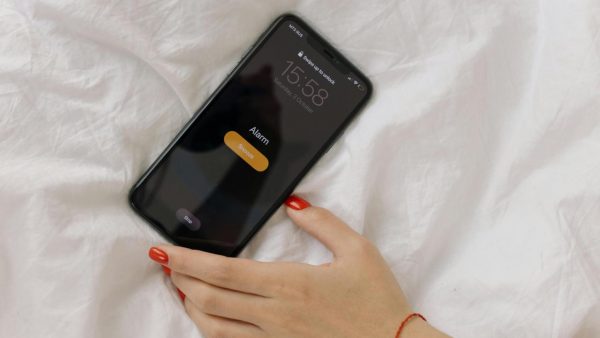 Attenzione a dove si mette lo smartphone durante la notte - agemobile.com - 20250327