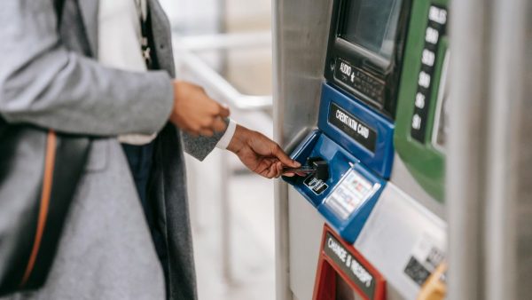 Bancomat, attenzione all'ultima truffa messa in atto - agemobile.com - 20250305