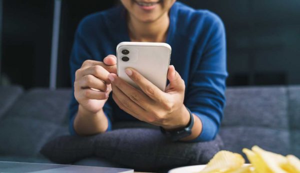 Smartphone nuova offerta telefonica - Agemobile.com (Fonte foto Canva)