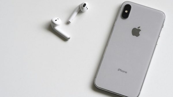 Il costo dell'iPhone destinato a lievitare - agemobile.com - 20250407
